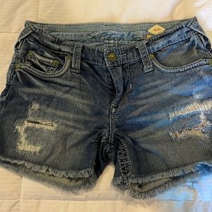 Stitch’s brand distressed denim shorts size 27